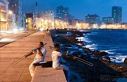 Actividades musicales en el Malecón Habanero